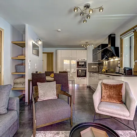 Aiguille 1 Apartment *